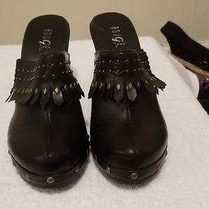 Clogs heeled with fringe design